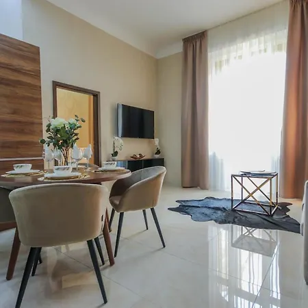 Bengt Dohany Str. Hotel de apartamente 4*