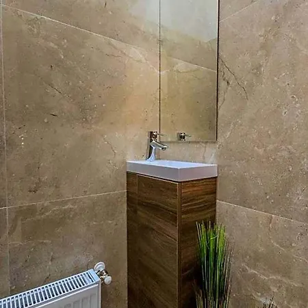Bengt Dohany Str. 4* Boedapest