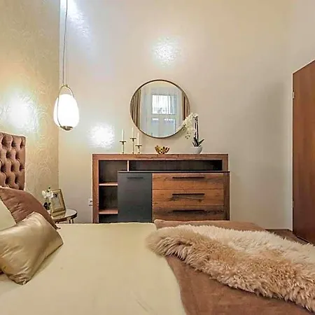 Appart hôtel Bengt Dohany Str. 4*