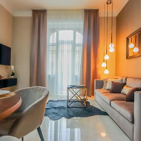 Hotel de apartamente Bengt Dohany Str. 4*